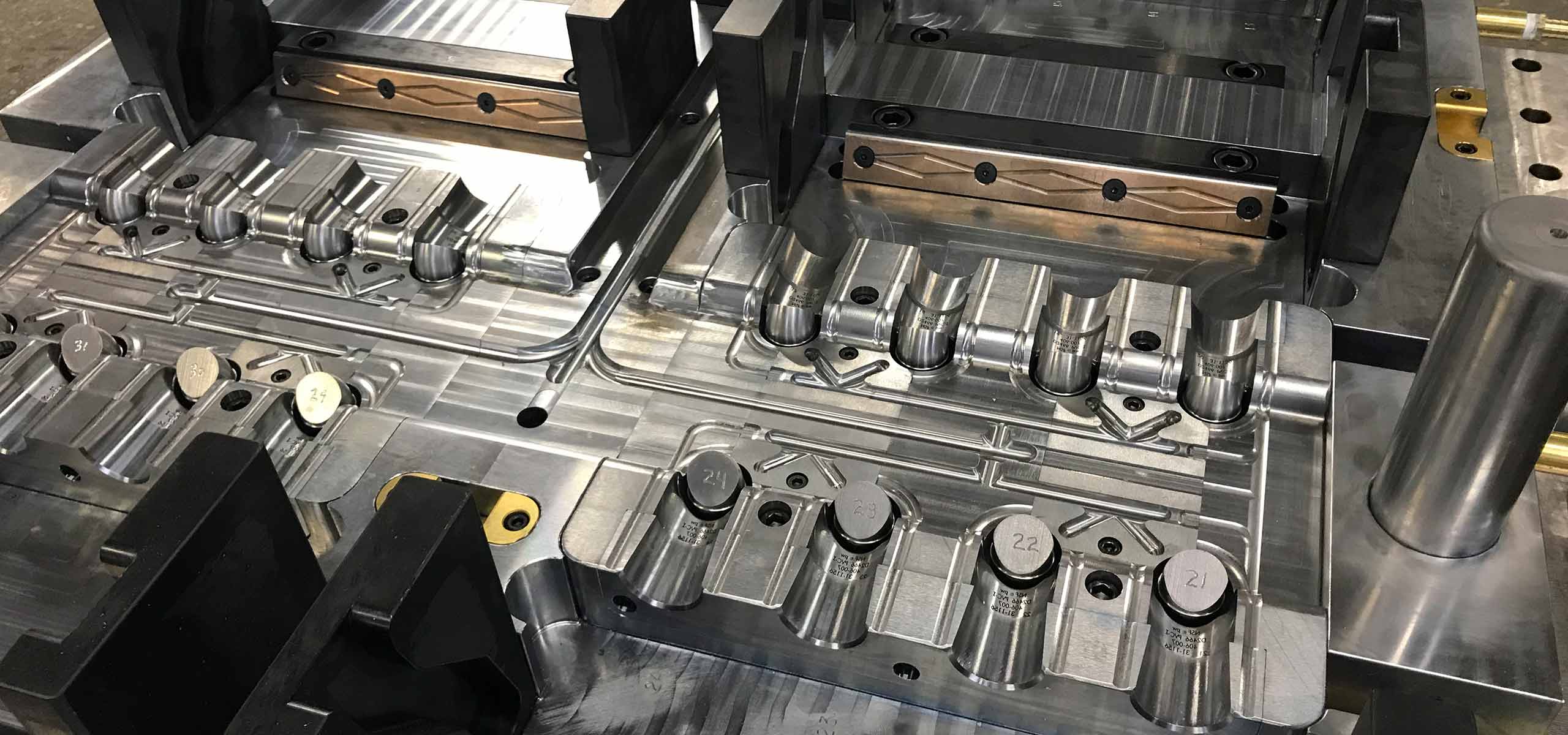 pipe-mold-parallax